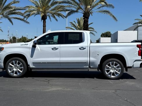 New 2026 Chevrolet Silverado 1500 High Country AWD/4WD image 6