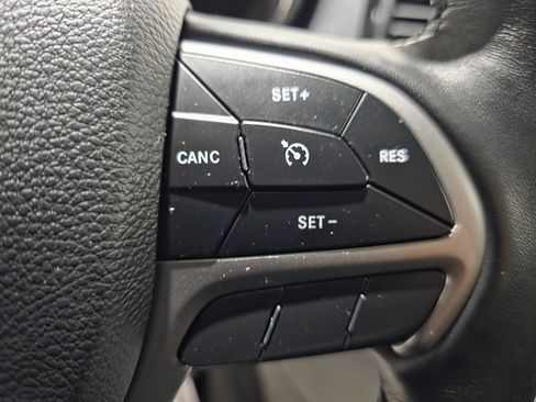 Used 2021 Jeep Grand Cherokee Altitude image 6