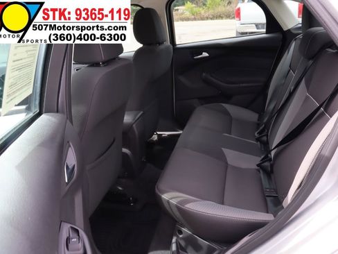 Used 2013 Ford Focus SE image 14