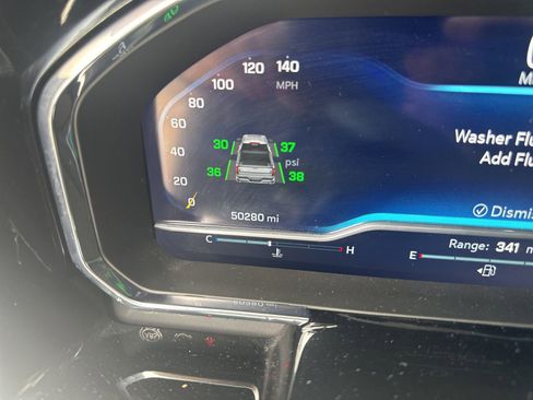 Used 2024 Chevrolet Silverado 1500 LTZ w/ Technology Package image 13