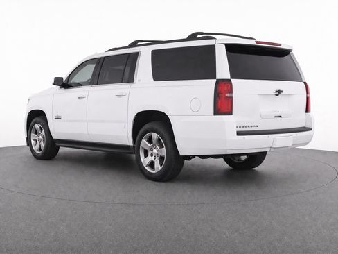 Used 2019 Chevrolet Suburban LT w/ Texas Edition Package RWD image 3