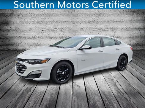 Used 2024 Chevrolet Malibu LS w/ Driver Confidence Package image 1