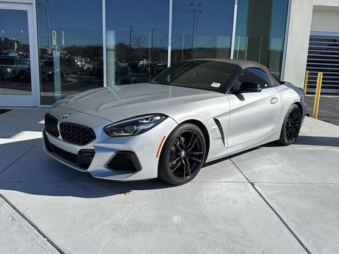Certified 2022 BMW Z4 sDrive30i w/ M Sport Package image 1