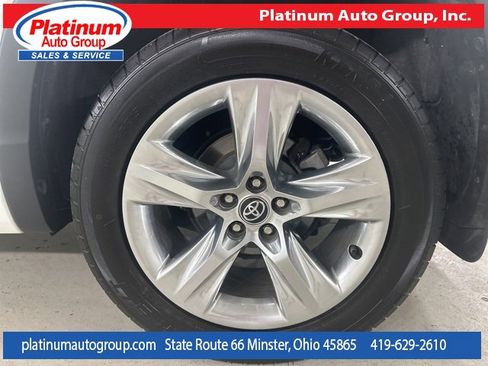 Used 2018 Toyota Highlander Limited image 42
