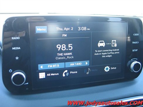 Used 2023 Hyundai Santa Fe SE AWD/4WD image 14