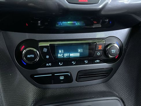 Used 2014 Ford Transit Connect Titanium image 21