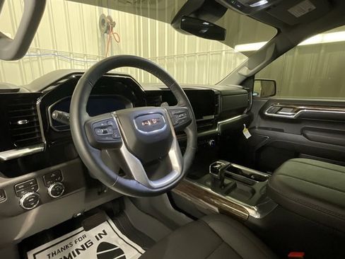Used 2023 GMC Sierra 1500 Elevation image 9