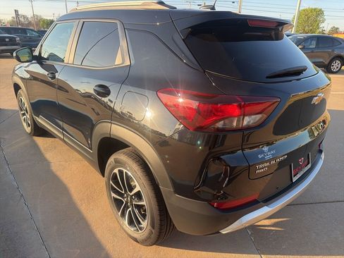 Used 2024 Chevrolet TrailBlazer LT w/ LT Cold Weather Package image 20