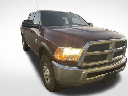 Used 2018 RAM 2500 Tradesman w/ Chrome Appearance Group AWD/4WD image 2