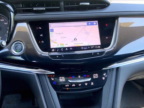 Certified 2025 Cadillac XT6 Premium Luxury w/ Platinum Package AWD/4WD image 6