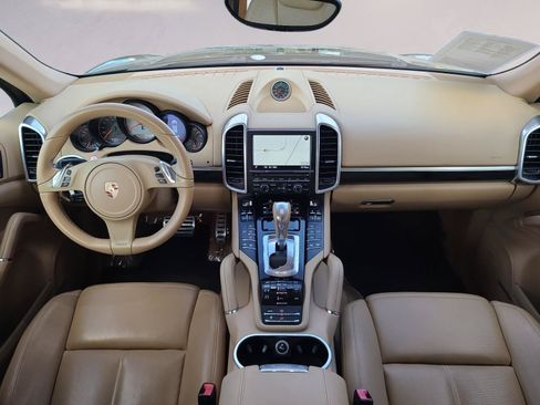 Used 2013 Porsche Cayenne S AWD/4WD image 17