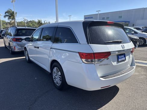 Used 2014 Honda Odyssey LX image 4
