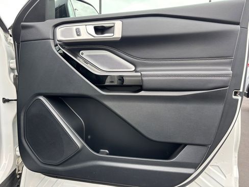 Used 2022 Ford Explorer ST w/ ST Street Pack image 26