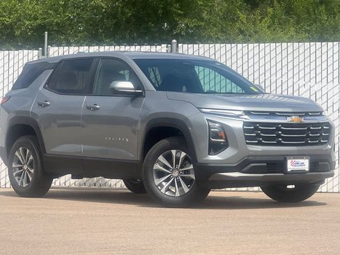 New 2026 Chevrolet Equinox LT w/ Safety and Technology Package AWD/4WD image 2