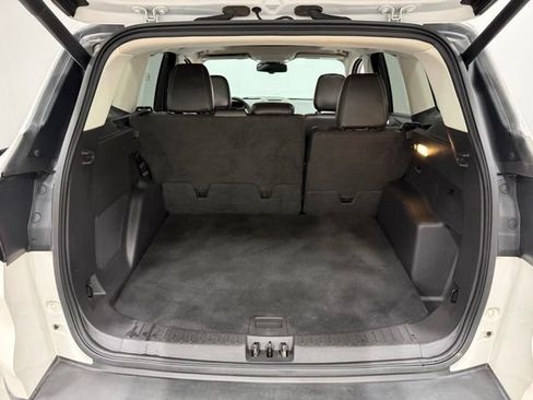 Used 2018 Ford Escape Titanium FWD image 34