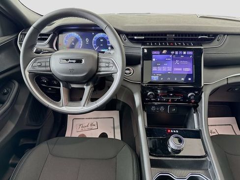 New 2025 Jeep Grand Cherokee L Laredo AWD/4WD image 21