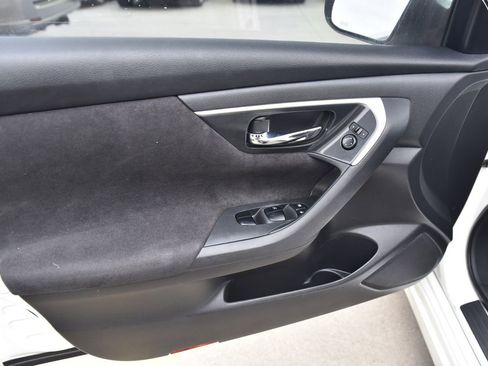 Used 2013 Nissan Altima 2.5 S image 8