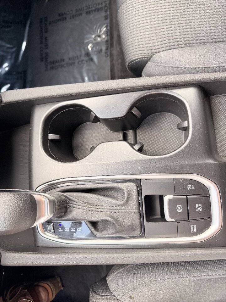 Used 2019 Hyundai Santa Fe SEL FWD image 29