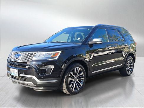 Used 2018 Ford Explorer Platinum AWD/4WD image 7