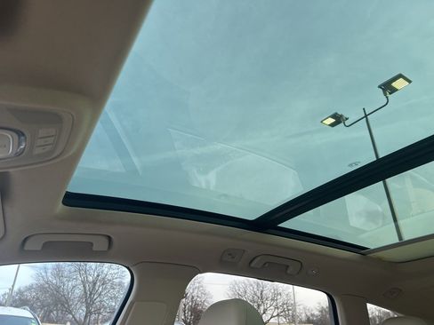 Used 2017 Audi Q7 3.0T Premium Plus w/ Premium Plus Package image 31