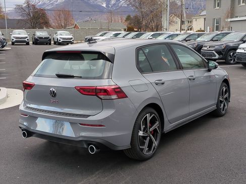 New 2026 Volkswagen GTI SE image 3