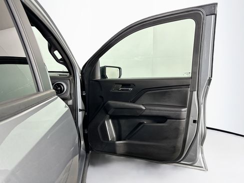 Used 2023 Chevrolet Colorado LT w/ LT Convenience Package image 32