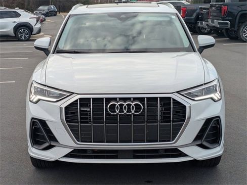 Used 2024 Audi Q3 2.0T Premium Plus image 9