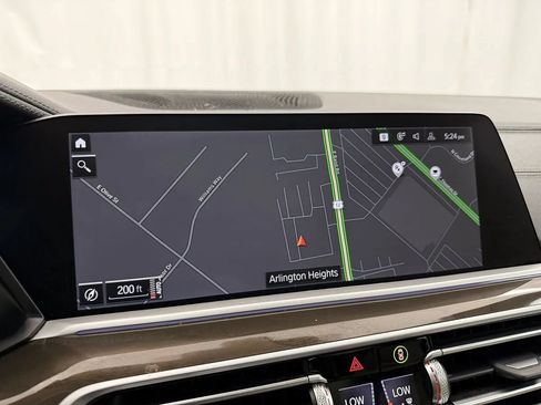 Used 2022 BMW X5 xDrive40i AWD/4WD image 16