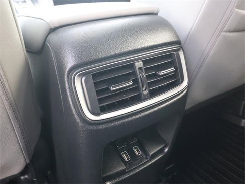 Used 2020 Honda CR-V Touring image 12