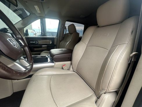 Used 2017 RAM 2500 Laramie w/ Convenience Group AWD/4WD image 15