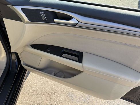 Used 2013 Ford Fusion SE image 14