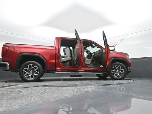 Used 2023 GMC Sierra 1500 SLT w/ SLT Premium Plus Package image 57