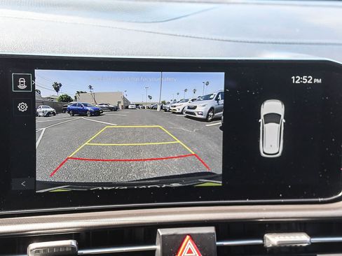 Used 2026 Kia Sportage EX FWD image 33