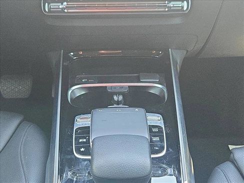 Used 2020 Mercedes-Benz GLB 250 image 13