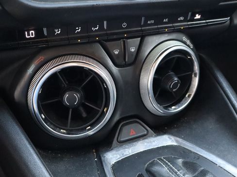 Used 2020 Chevrolet Camaro LT RWD image 22