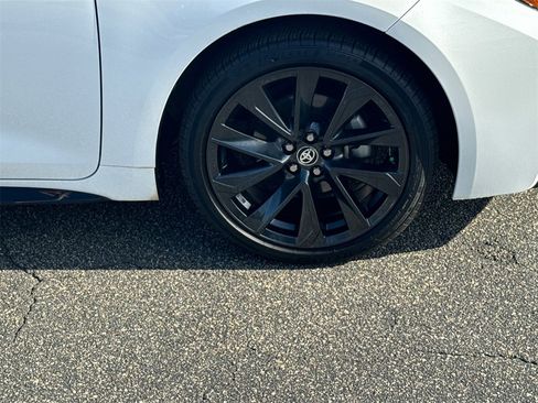 Used 2023 Toyota Corolla SE image 12
