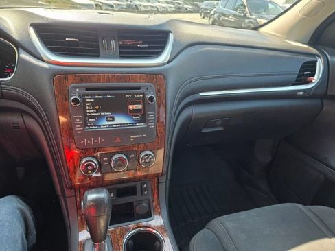 Used 2013 Chevrolet Traverse LT AWD/4WD image 16