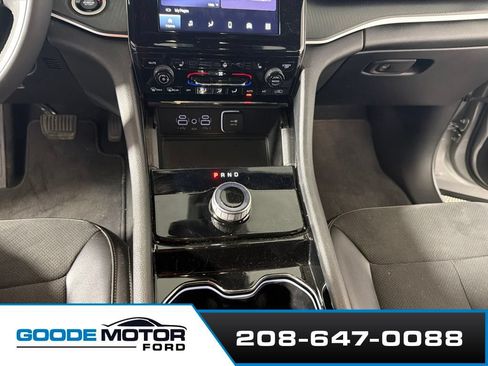 Used 2023 Jeep Grand Cherokee L Laredo AWD/4WD image 17