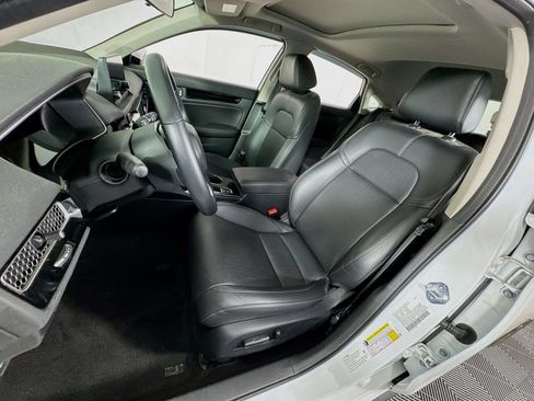 Certified 2023 Honda Civic EX-L image 12