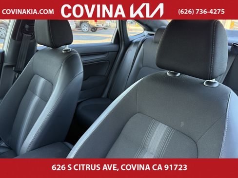 Used 2025 Honda Civic Sport image 13