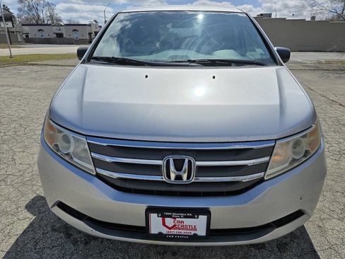 Used 2011 Honda Odyssey LX image 2