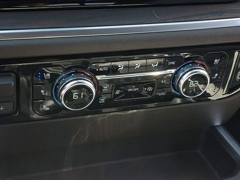 Used 2024 GMC Sierra 1500 SLT w/ SLT Premium Plus Package image 15