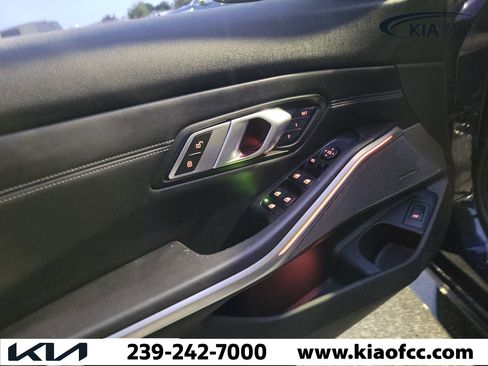 Used 2021 BMW M3 Competition w/ Executive Package RWD image 18