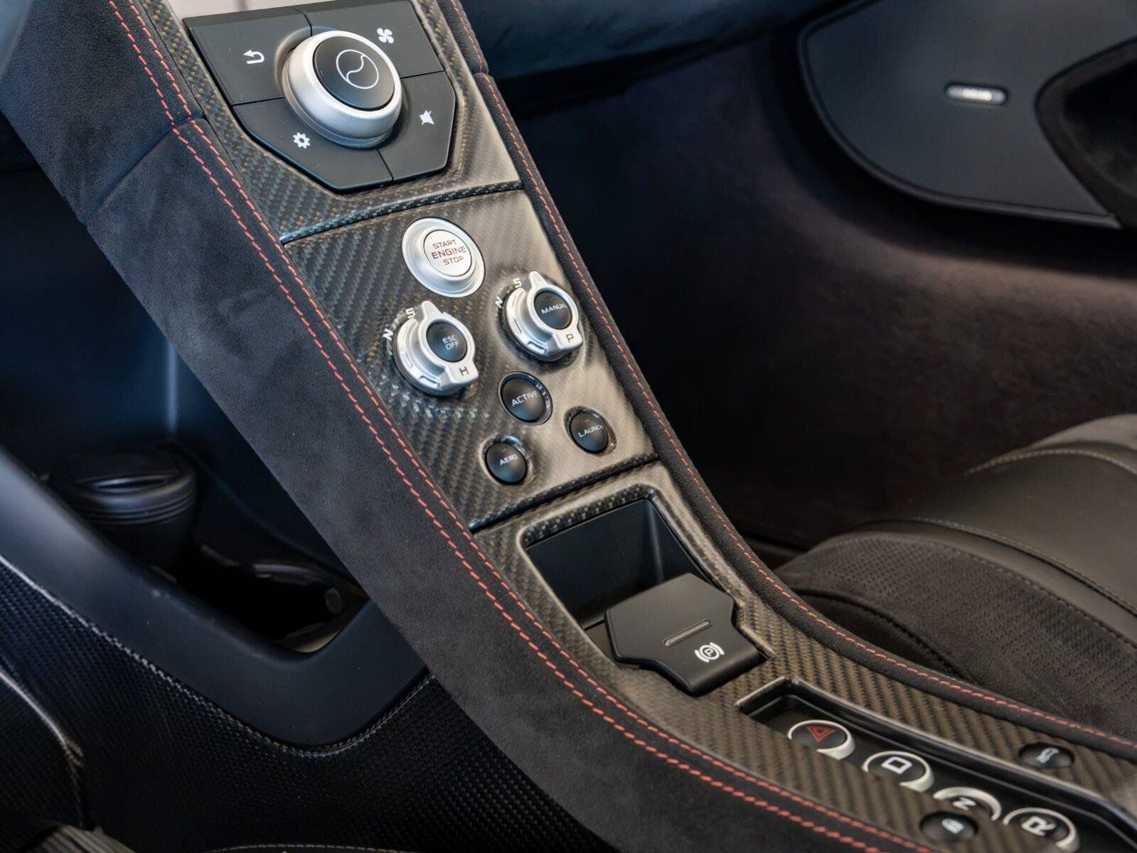 Used 2016 McLaren 675LT Coupe RWD image 73