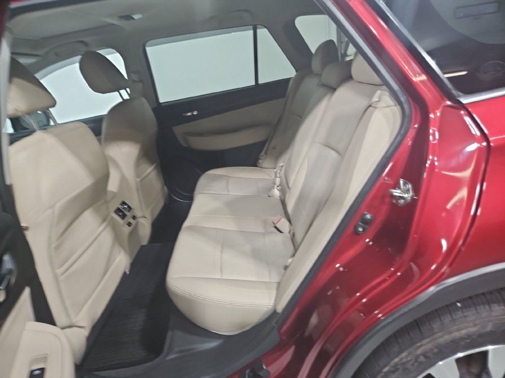 Used 2015 Subaru Outback 3.6R Limited AWD/4WD image 26