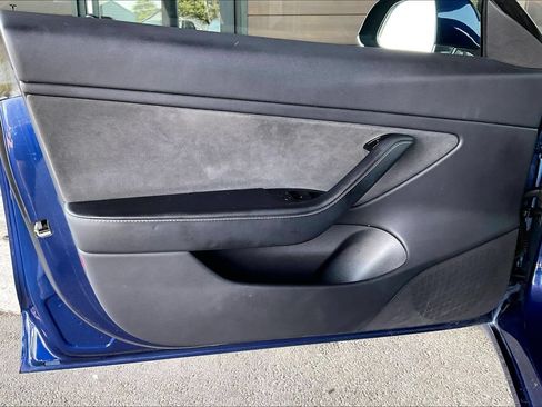 Used 2019 Tesla Model 3 Long Range AWD/4WD image 17