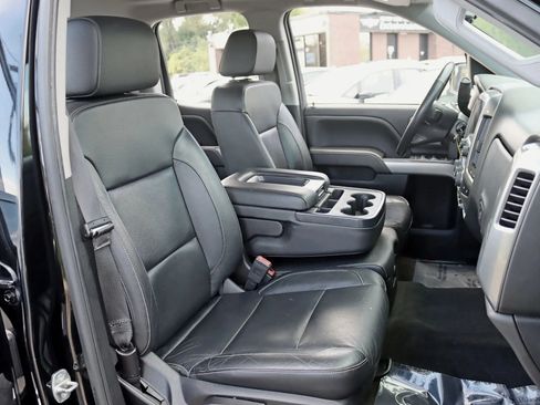 Used 2018 Chevrolet Silverado 1500 LT w/ All Star Edition AWD/4WD image 26