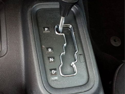 Used 2014 Jeep Wrangler Sport AWD/4WD image 16