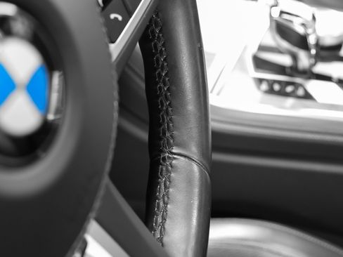 Used 2022 BMW M850i xDrive image 39