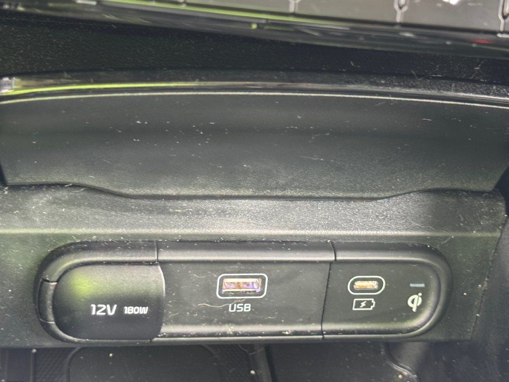 Used 2024 Kia Telluride EX w/ EX Captain's Chair Package AWD/4WD image 36